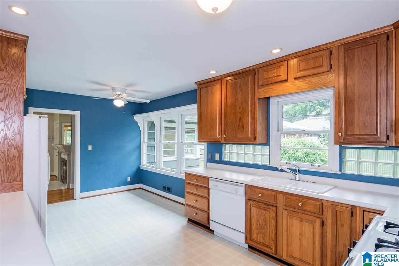 720 57th Street South Birmingham, AL 35212 - Photo 9 of 27