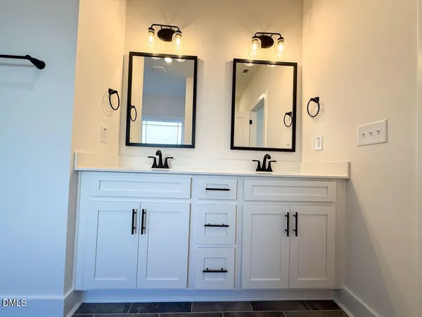 $427,700 | 91 Northwood Drive, Fuquay-Varina, NC 27526