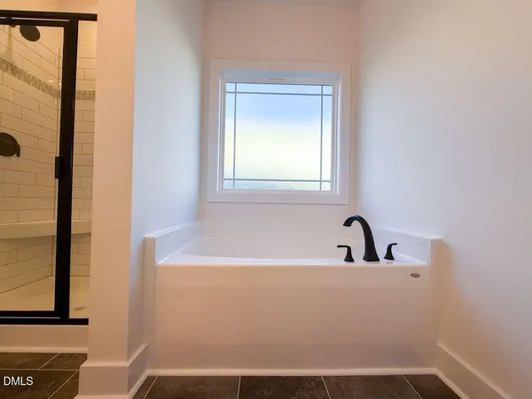 $427,700 | 91 Northwood Drive, Fuquay-Varina, NC 27526