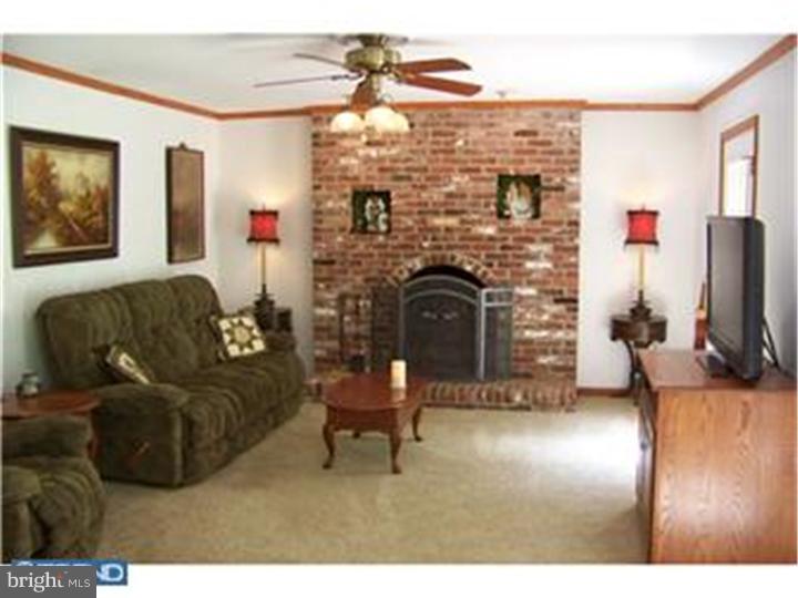 564 Reeds Road Downingtown, PA 19335 - Photo 4 of 19 Gallery Image 4