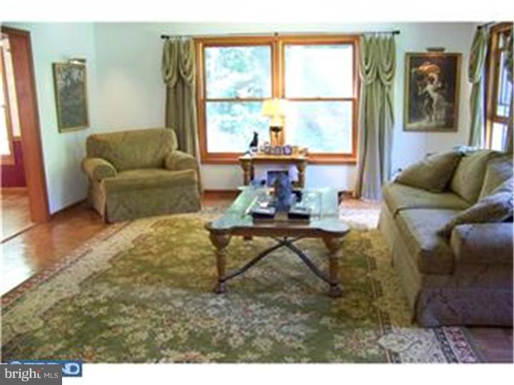564 Reeds Road Downingtown, PA 19335 - Photo 5 of 19 Gallery Image 5