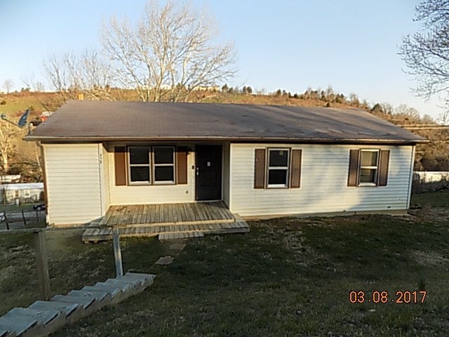 458 College Estates Road Cedar Bluff, VA 24609 - Photo 1 of 1 Gallery Image 1