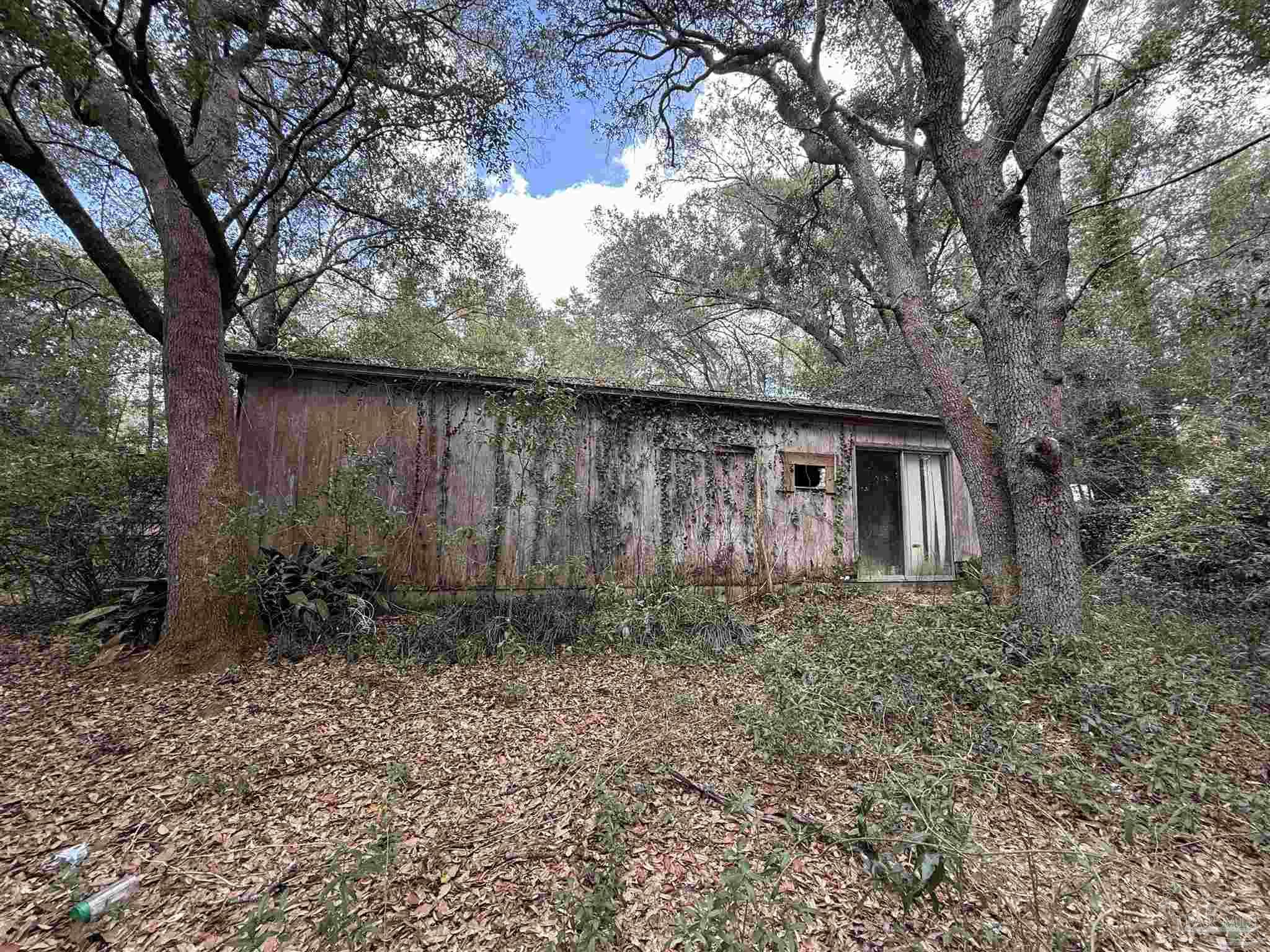 3928 Reinhardt Village Road Milton, FL 32583 - Photo 4 of 15