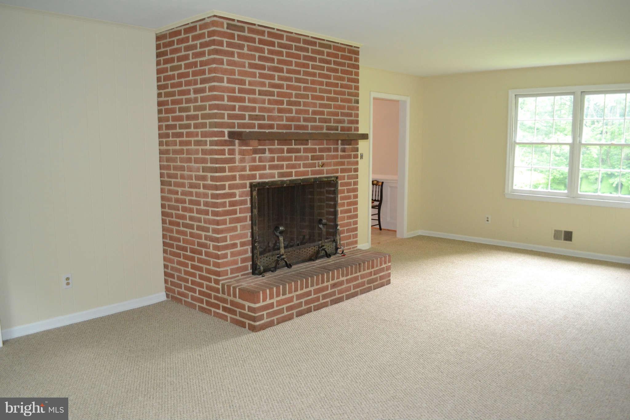 13609 Devonbrook Road Baldwin, MD 21013 - Photo 8 of 30 Family Room