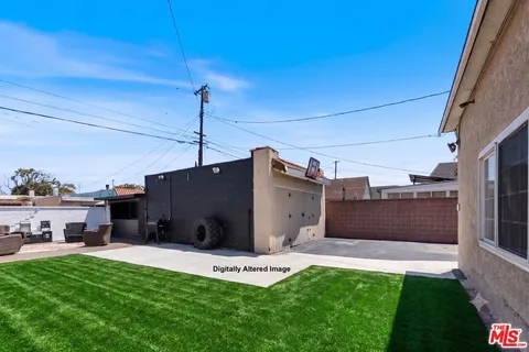 $750,000 | 2137 West 84th Place, Los Angeles, CA 90047