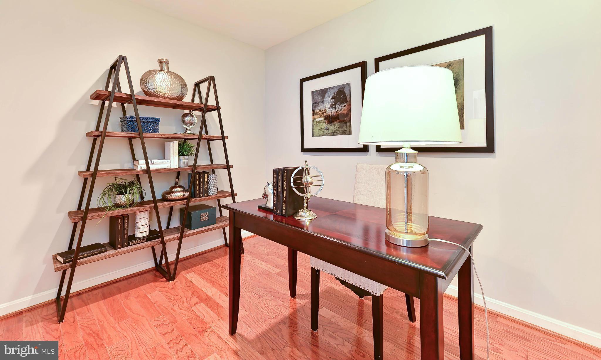 1927 Belmont Road Northwest, Unit 1083 Washington, DC 20009 - Photo 11 of 24 Den