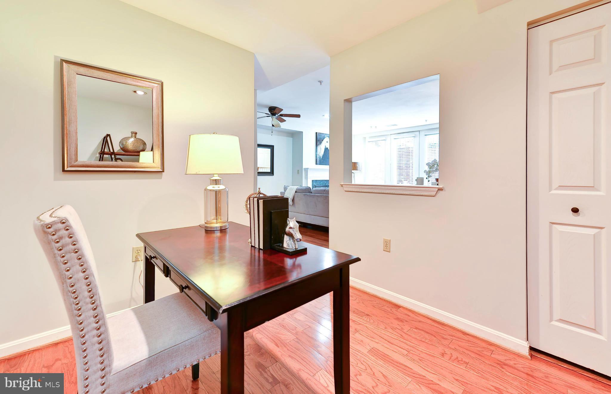 1927 Belmont Road Northwest, Unit 1083 Washington, DC 20009 - Photo 12 of 24 Den