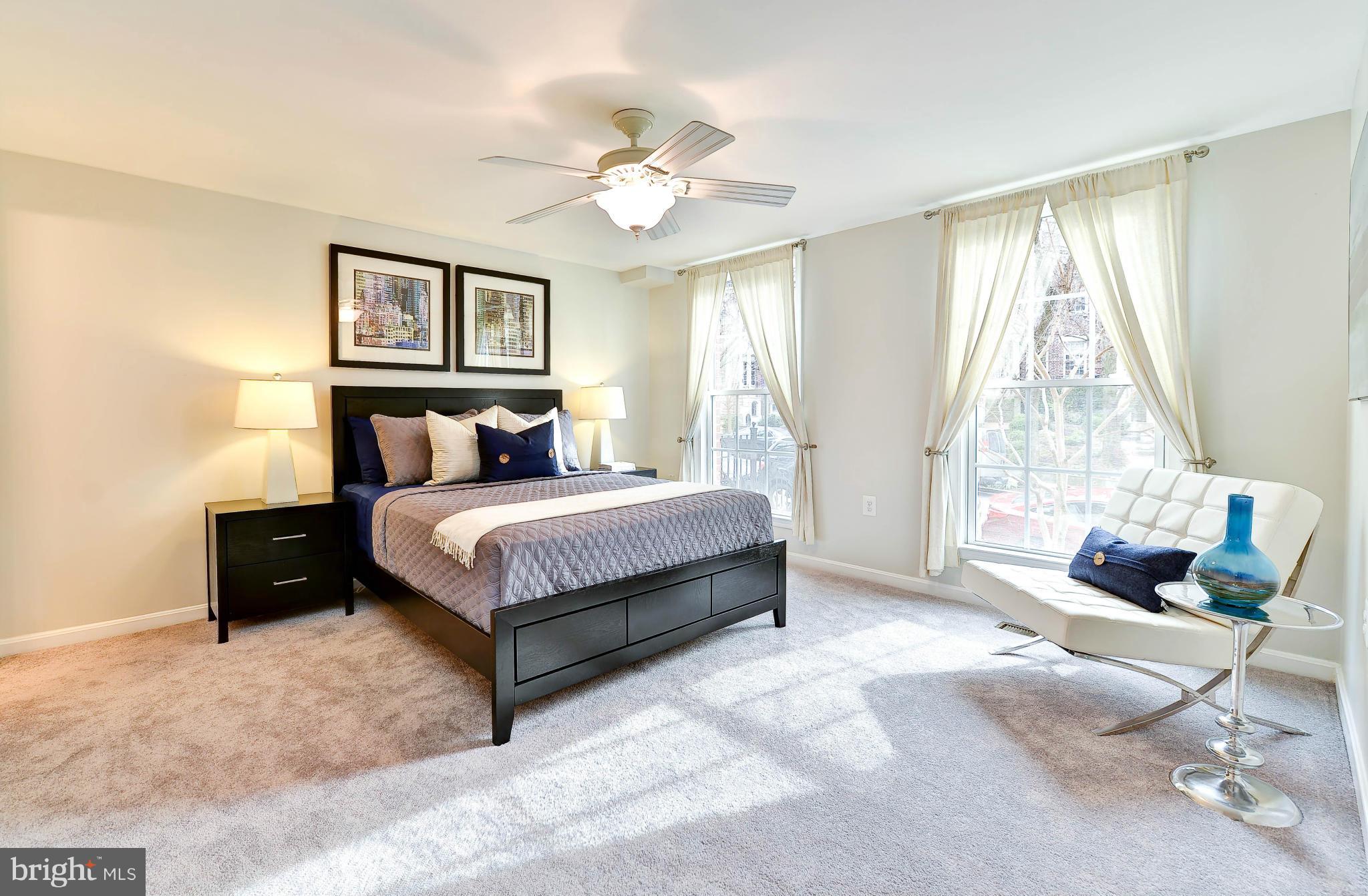 1927 Belmont Road Northwest, Unit 1083 Washington, DC 20009 - Photo 14 of 24 Master Bedroom