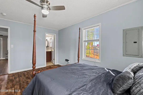 $270,000 | 124 Hc Powers Road, Wallace, NC 28466