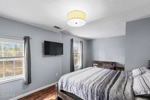 $280,000 | 124 Hc Powers Road, Wallace, NC 28466