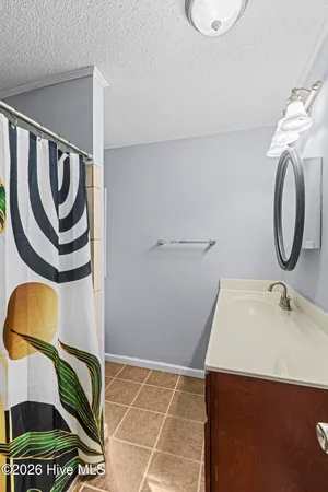 $270,000 | 124 Hc Powers Road, Wallace, NC 28466