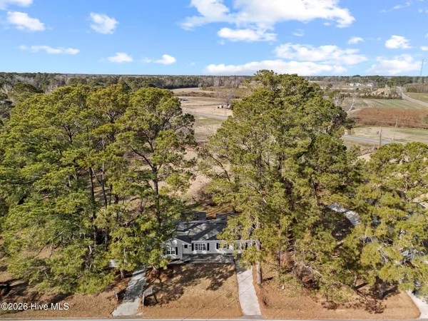 $270,000 | 124 Hc Powers Road, Wallace, NC 28466