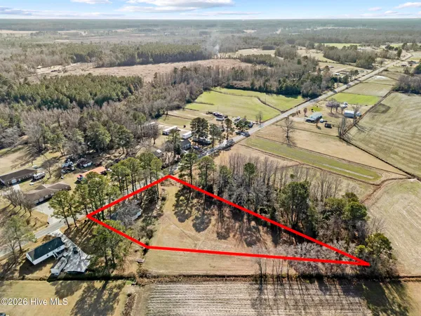 $270,000 | 124 Hc Powers Road, Wallace, NC 28466