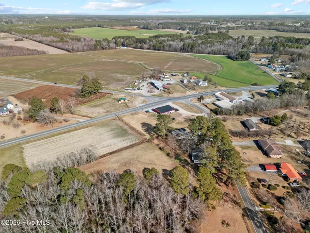 $280,000 | 124 Hc Powers Road, Wallace, NC 28466