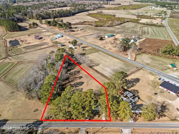 $270,000 | 124 Hc Powers Road, Wallace, NC 28466