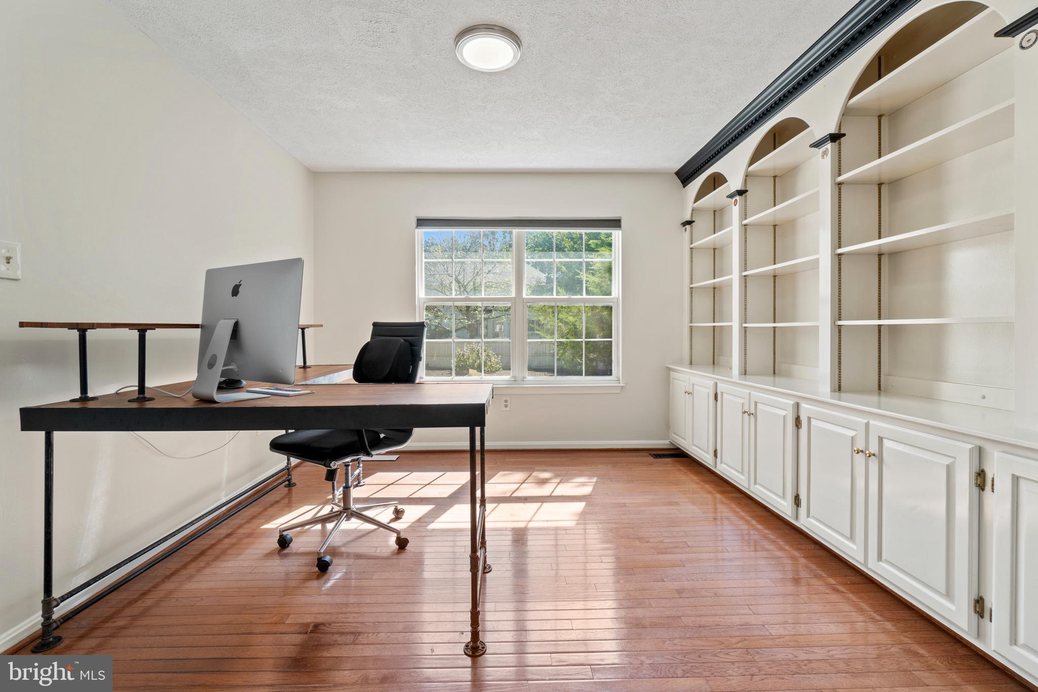 5 Ashbrook Road Stafford, VA 22554 - Photo 14 of 44 Office with custom built-in cabinets