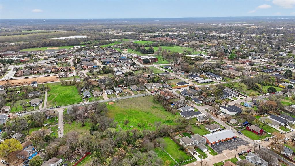 4723 Collins Avenue Dallas, TX 75210 - Photo 5 of 18 an aerial view of residential building and green space