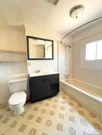 $1,200 | 2520 Garner Field Road, Uvalde, TX 78801