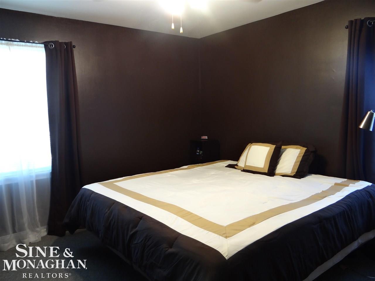 2037 Vernier Road, Unit 2041 VERNIER Grosse Pointe Woods, MI 48236 - Photo 15 of 38