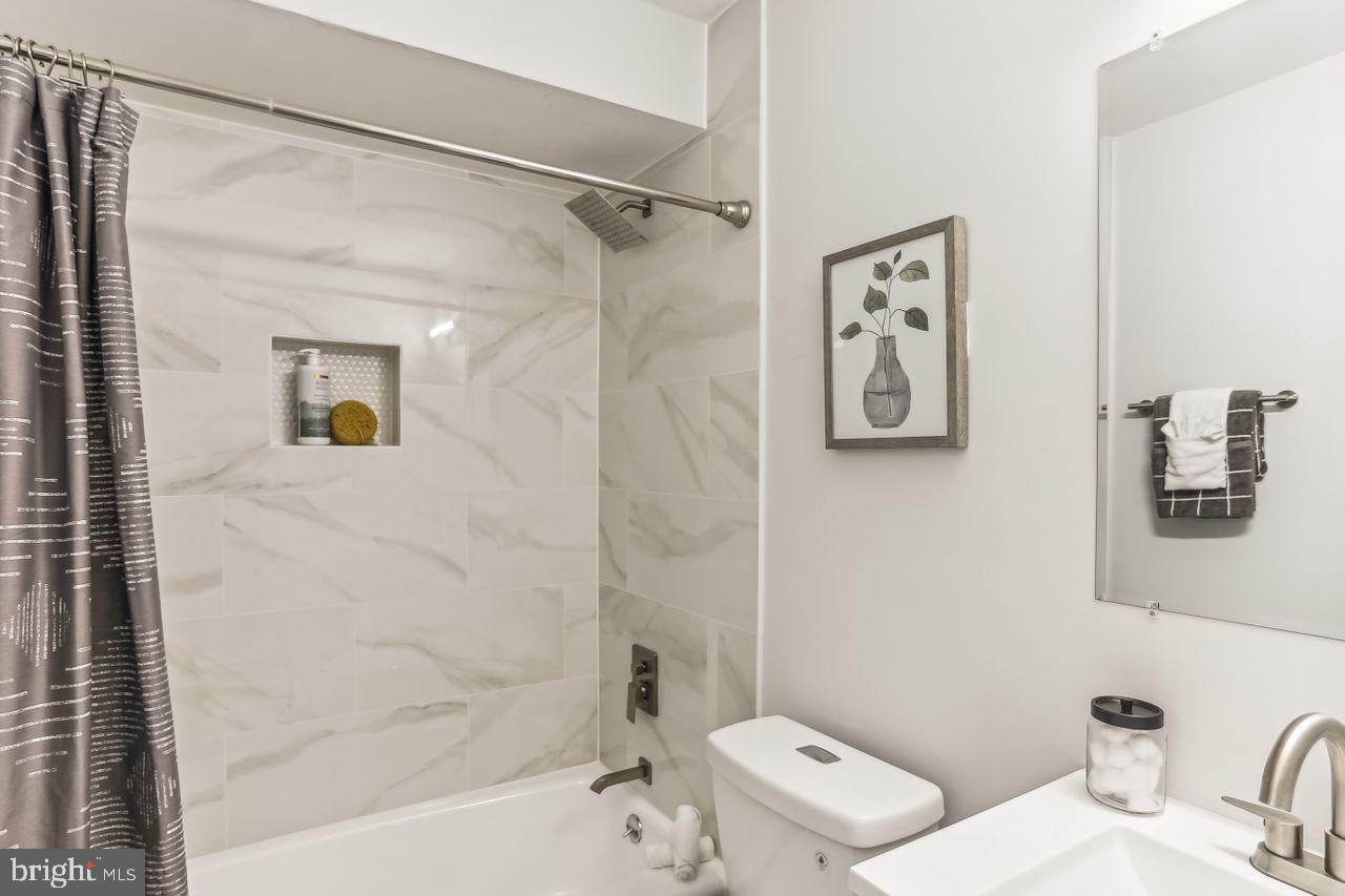 8005 Good Luck Road Lanham, MD 20706 - Photo 27 of 44 2nd Full Bath on Upper Floor