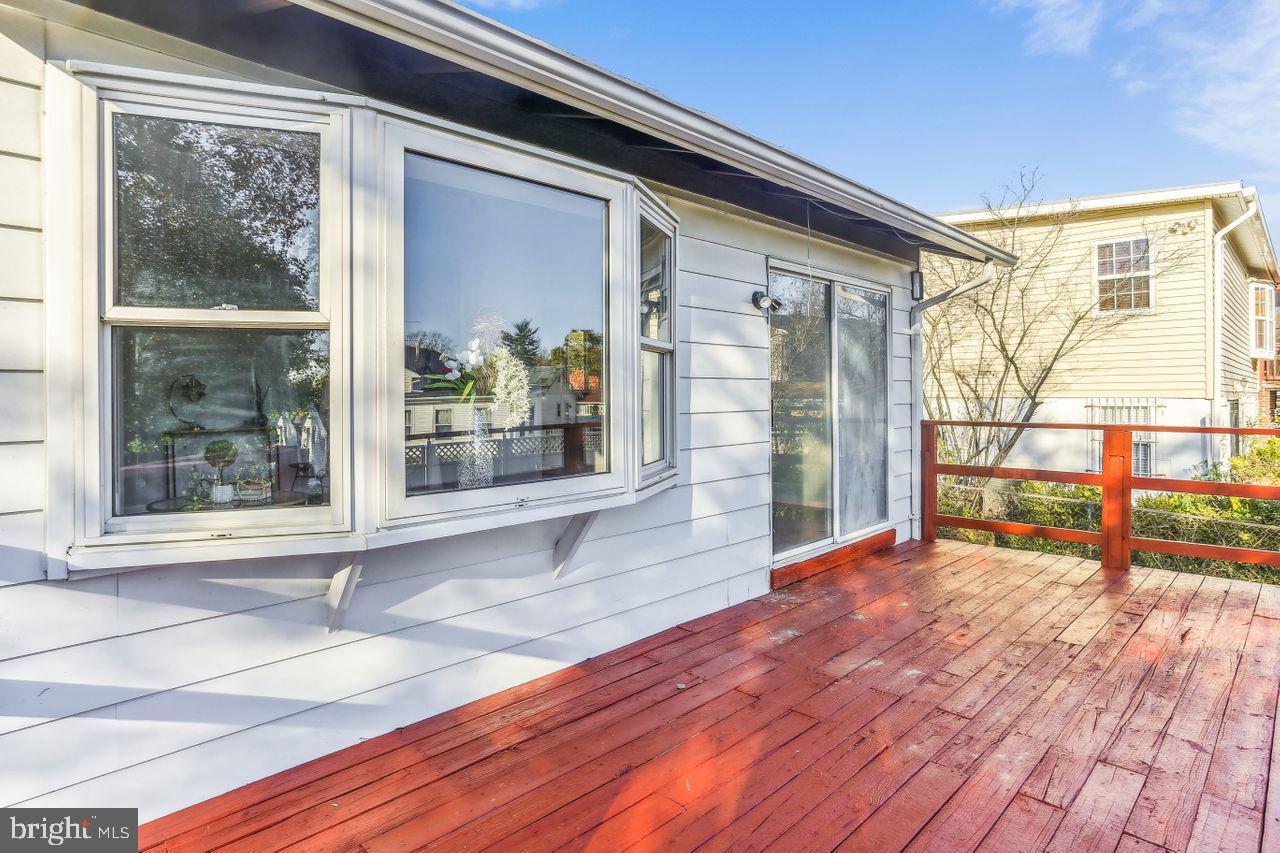 8005 Good Luck Road Lanham, MD 20706 - Photo 40 of 44 Deck is located off of Dining Room