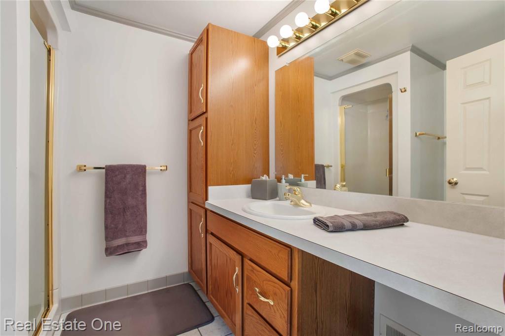 862 Dunedin Drive Rochester Hills, MI 48309 - Photo 21 of 26