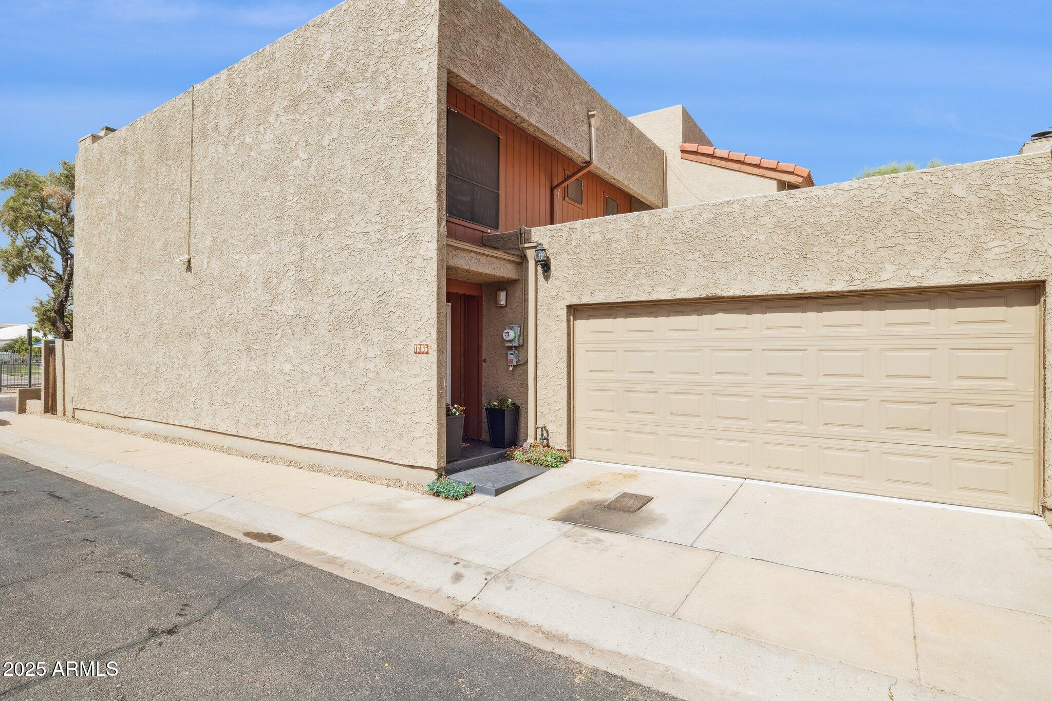7756 North 19th Lane Phoenix, AZ 85021 - Photo 1 of 42 Front