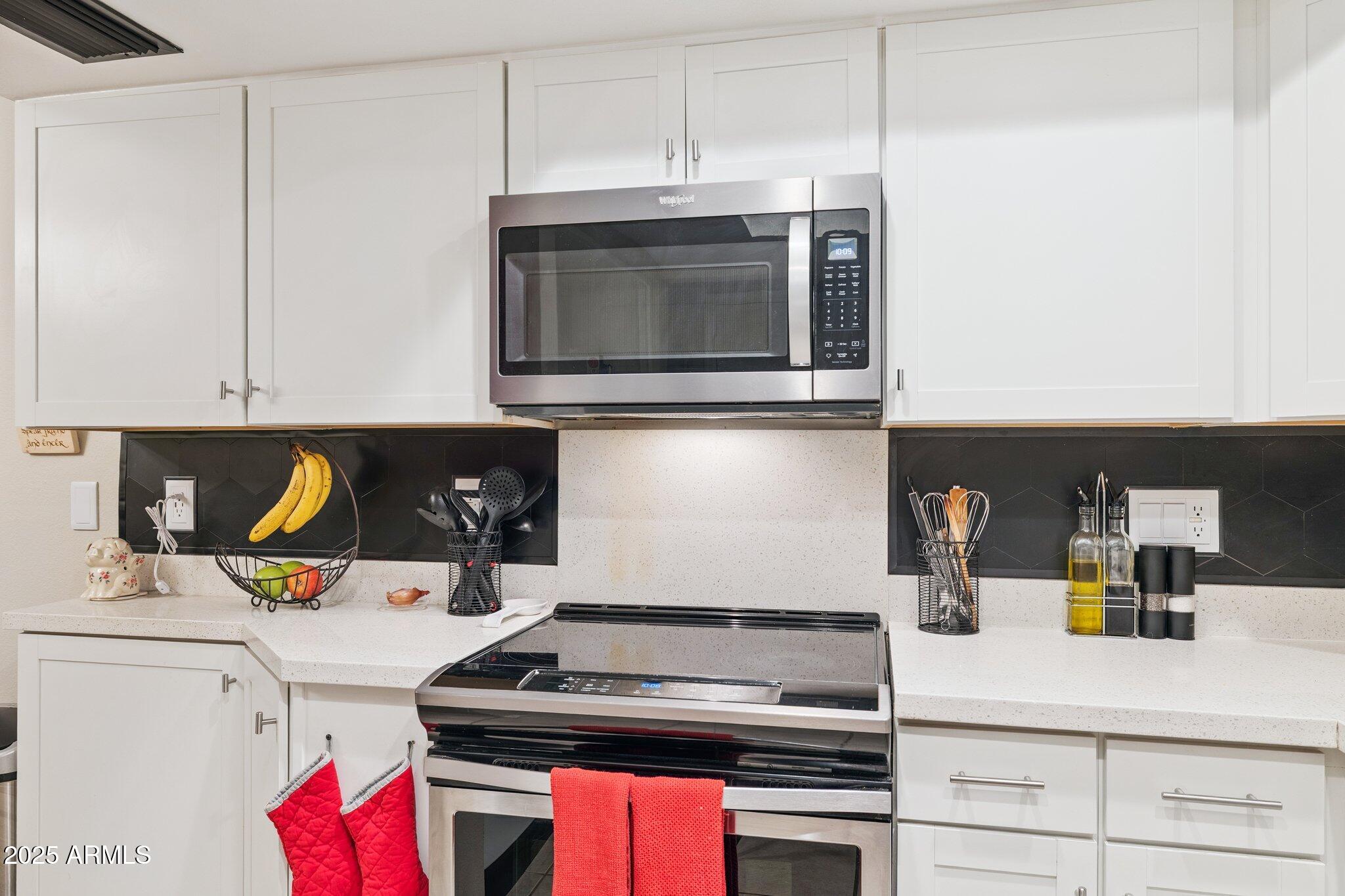 7756 North 19th Lane Phoenix, AZ 85021 - Photo 13 of 42 Kitchen3