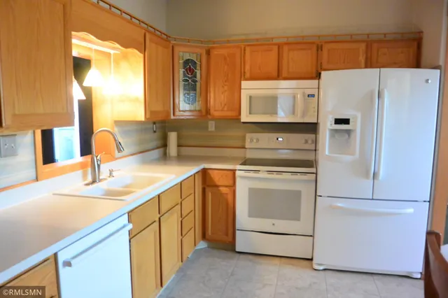 $299,500 | 1227 11th Street East, Glencoe, MN 55336