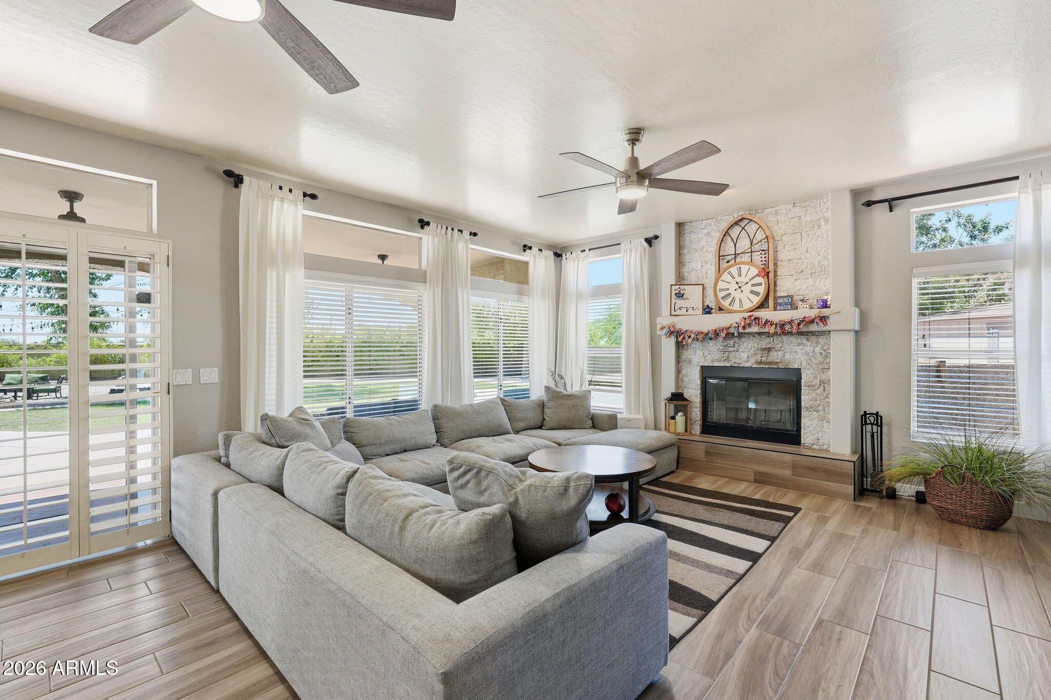 2575 East Drake Street Gilbert, AZ 85234 - Photo 2 of 47