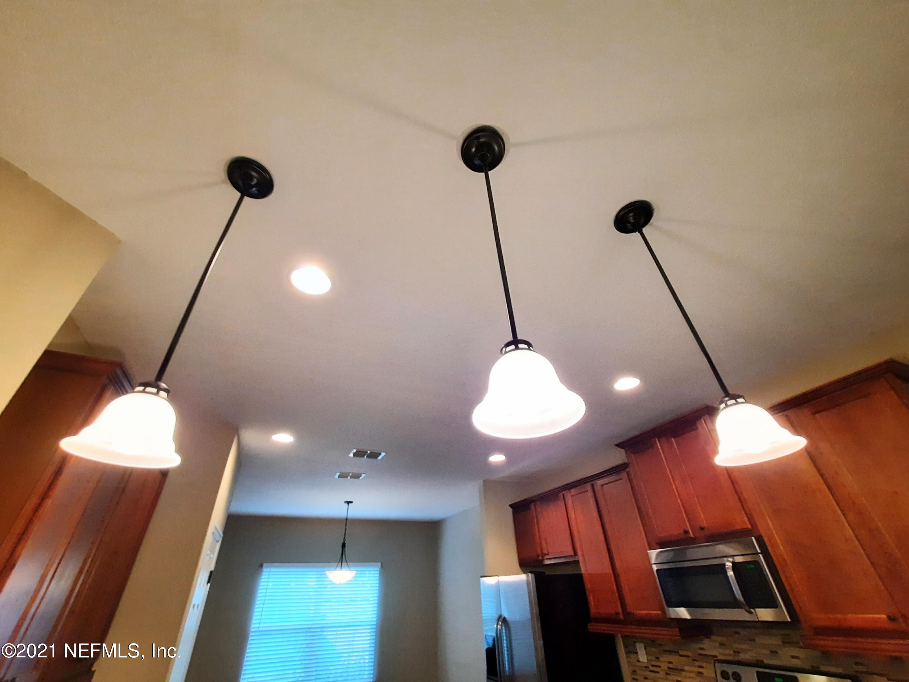 5112 Damascus Road North Jacksonville, FL 32207 - Photo 18 of 67 5112 DAMASCUS RECCESSED LIGHTING
