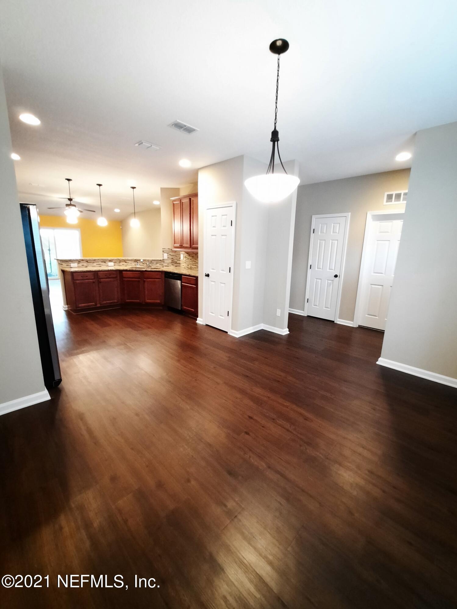 5112 Damascus Road North Jacksonville, FL 32207 - Photo 8 of 67 5112 DAMASCUS DR TO KIT OFFICE & FOYER V