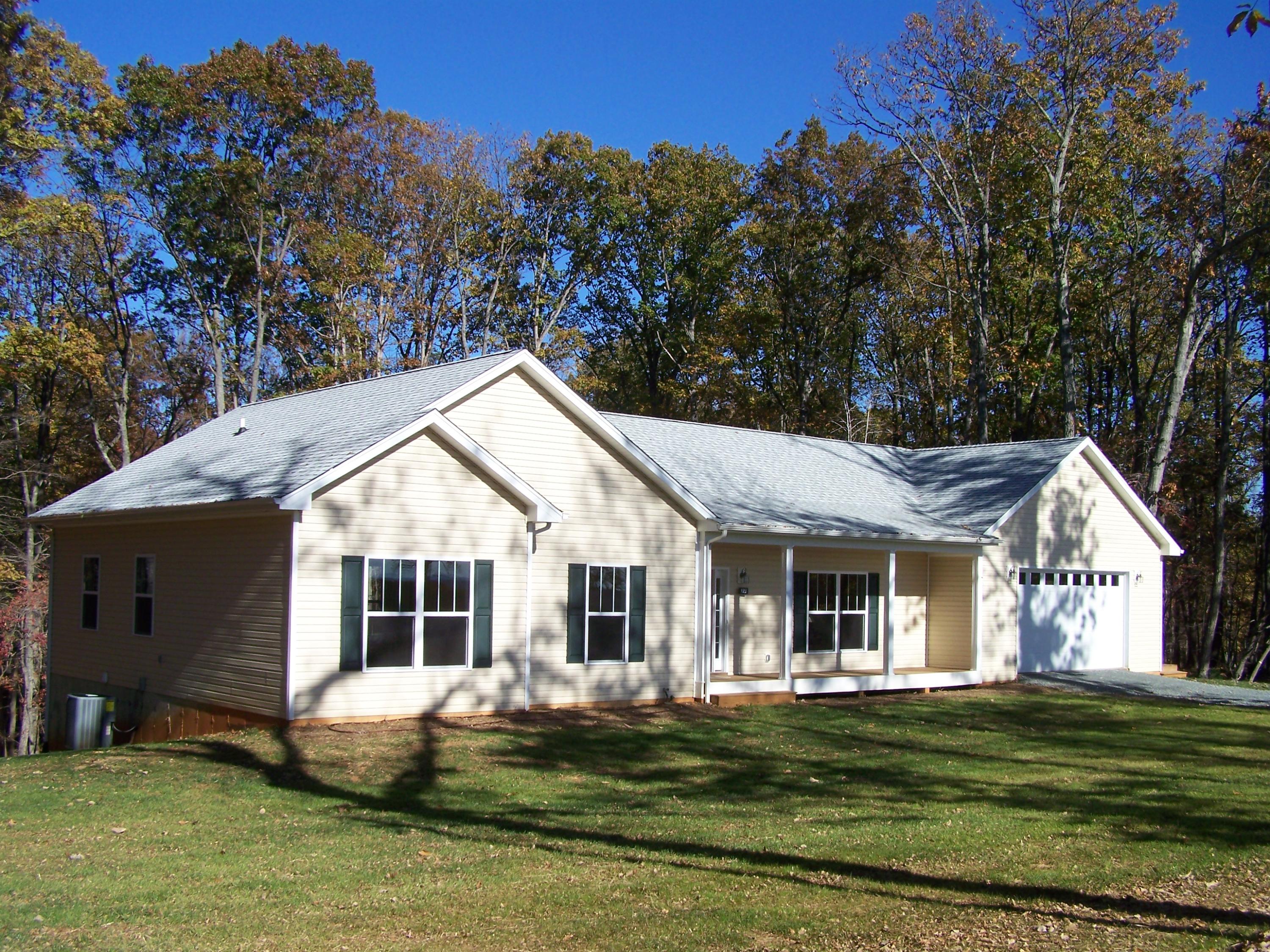 77 Mallard Point Road Wirtz, VA 24184 - Photo 2 of 37 Custom-built New Construction