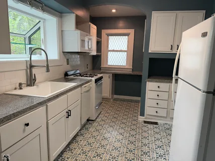 $425,000 | 5850 Winthrop Avenue, Indianapolis, IN 46220