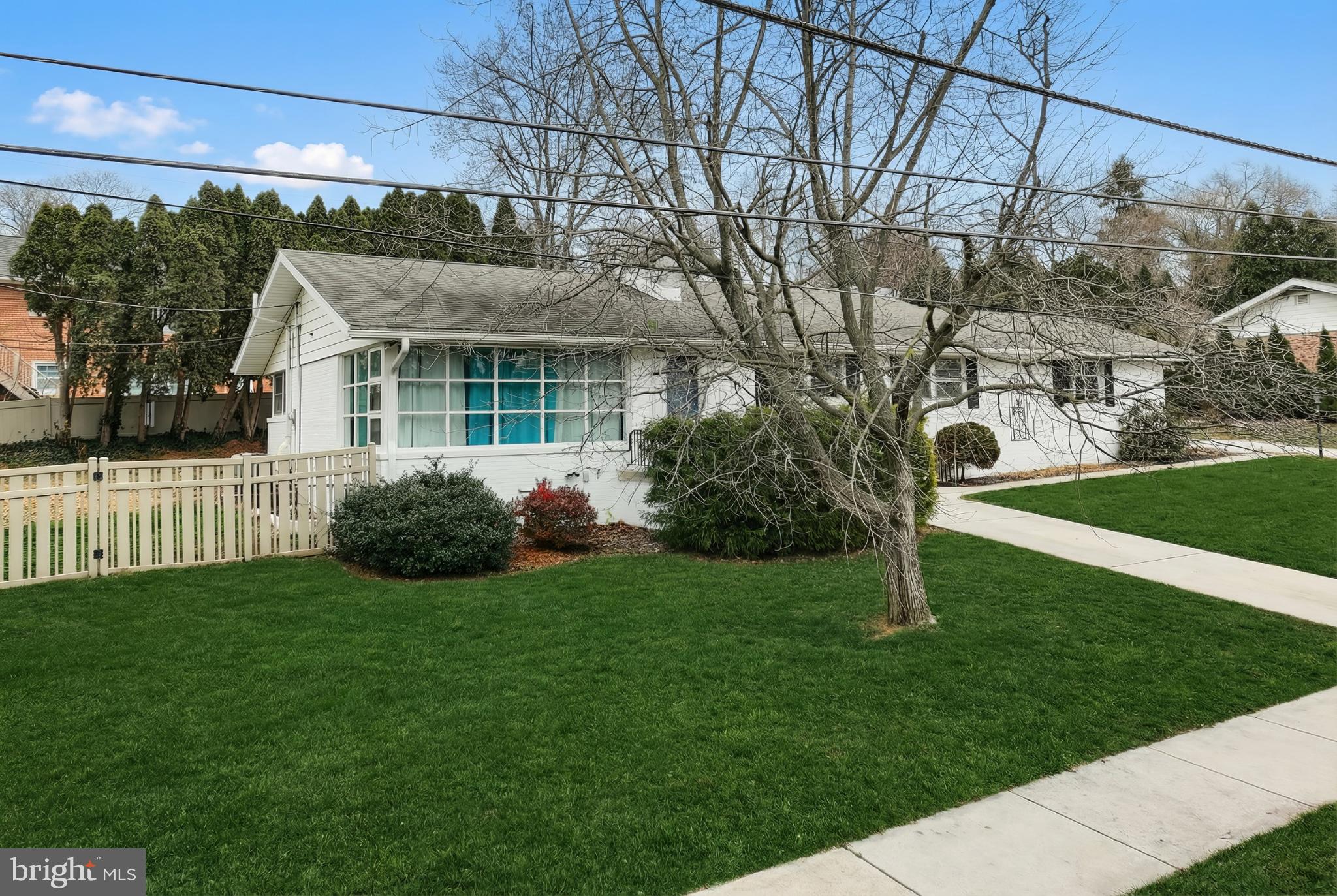 1615 Crestlyn Road York, PA 17403 - Photo 8 of 46 Charming home with lush green surroundings.