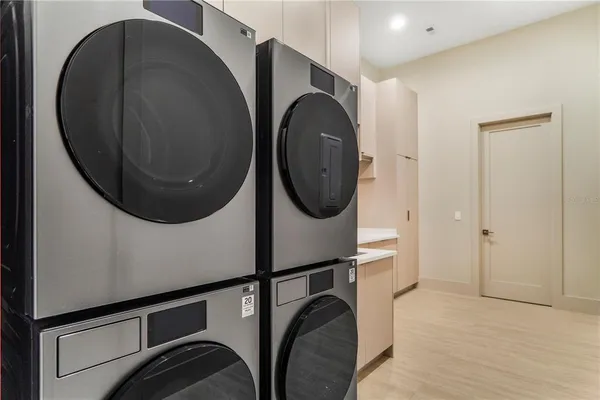 $3,900,000 | 6208 Winter Garden Vineland Road, Windermere, FL 34786