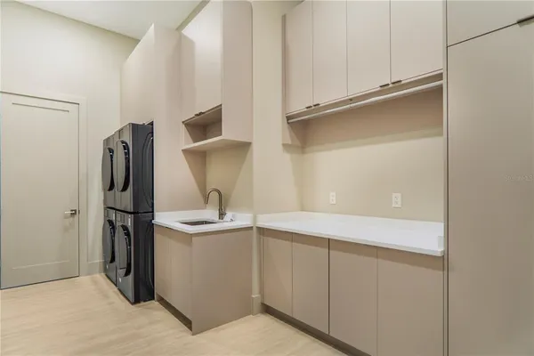 $3,900,000 | 6208 Winter Garden Vineland Road, Windermere, FL 34786