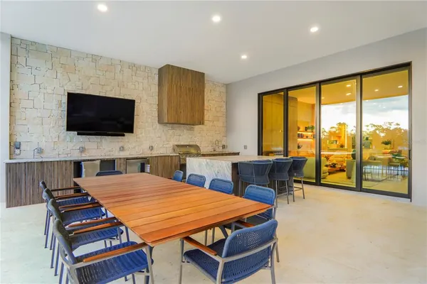 $3,900,000 | 6208 Winter Garden Vineland Road, Windermere, FL 34786