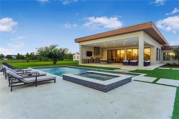 $3,900,000 | 6208 Winter Garden Vineland Road, Windermere, FL 34786