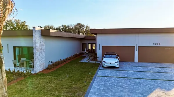 $3,900,000 | 6208 Winter Garden Vineland Road, Windermere, FL 34786
