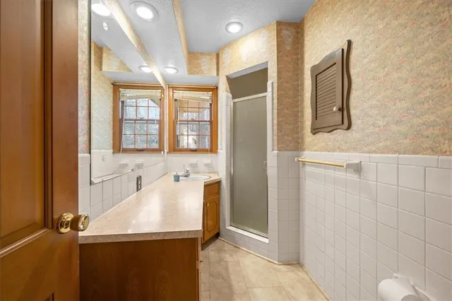 $265,000 | 8832 Evanston Way, Kansas City, MO 64138