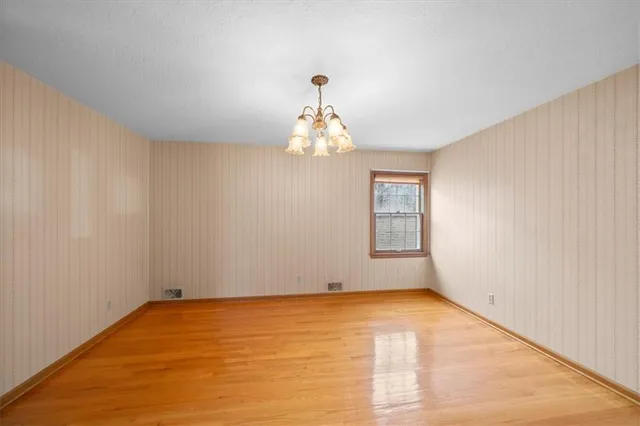 $265,000 | 8832 Evanston Way, Kansas City, MO 64138