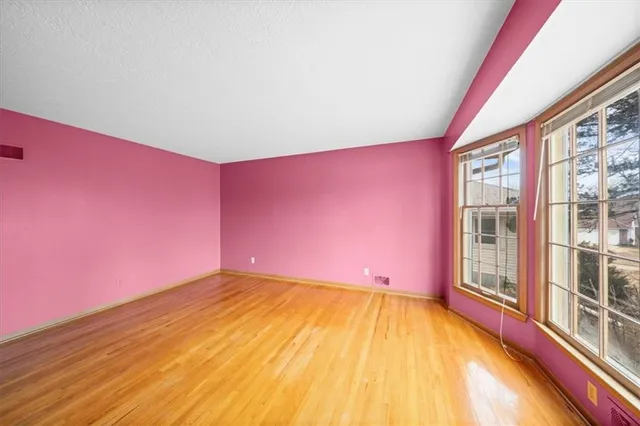 $265,000 | 8832 Evanston Way, Kansas City, MO 64138