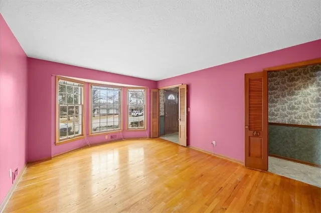 $265,000 | 8832 Evanston Way, Kansas City, MO 64138