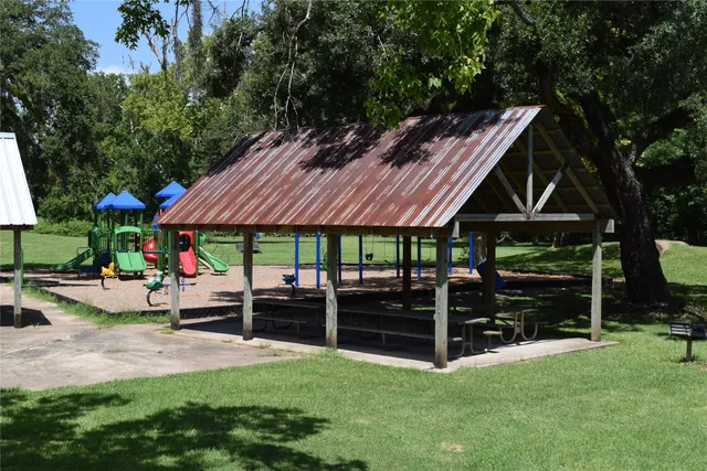 $137,000 | 0 Colony Drive, Angleton, TX 77515