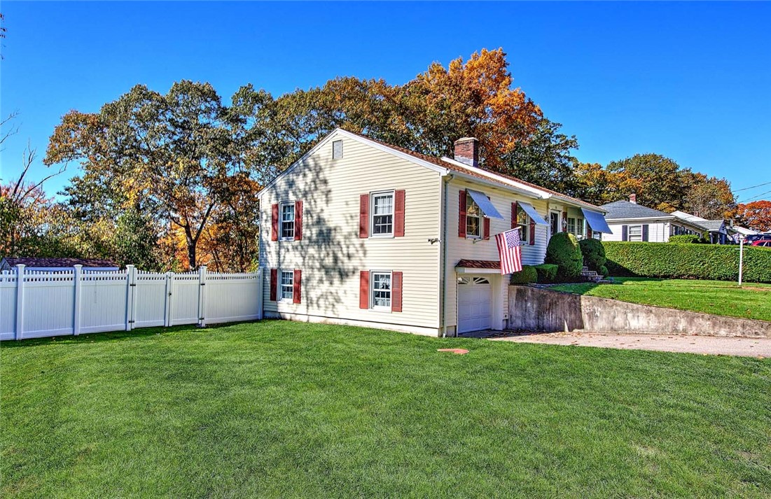 98 Iroquois Road Cumberland, RI 02864 - Photo 7 of 45 Side yard