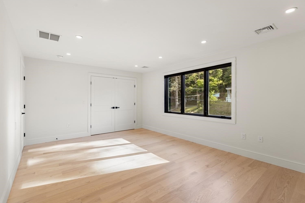 863 Main Street Reading, MA 01867 - Photo 32 of 42