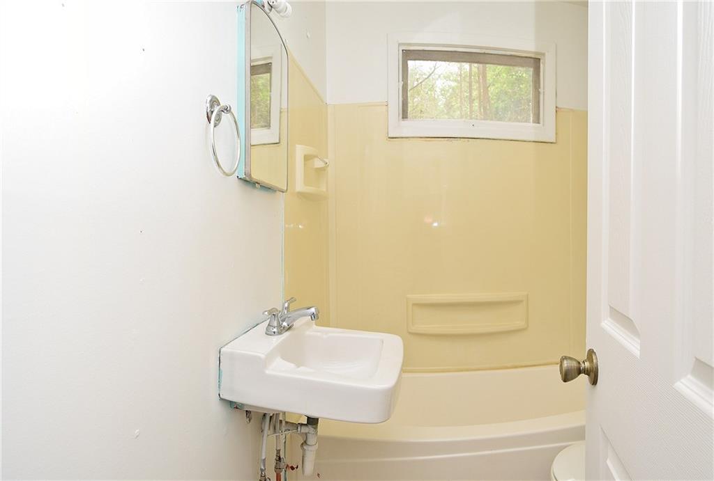 5314 Clarendon Road Indianapolis, IN 46208 - Photo 23 of 27 Gallery Image 23