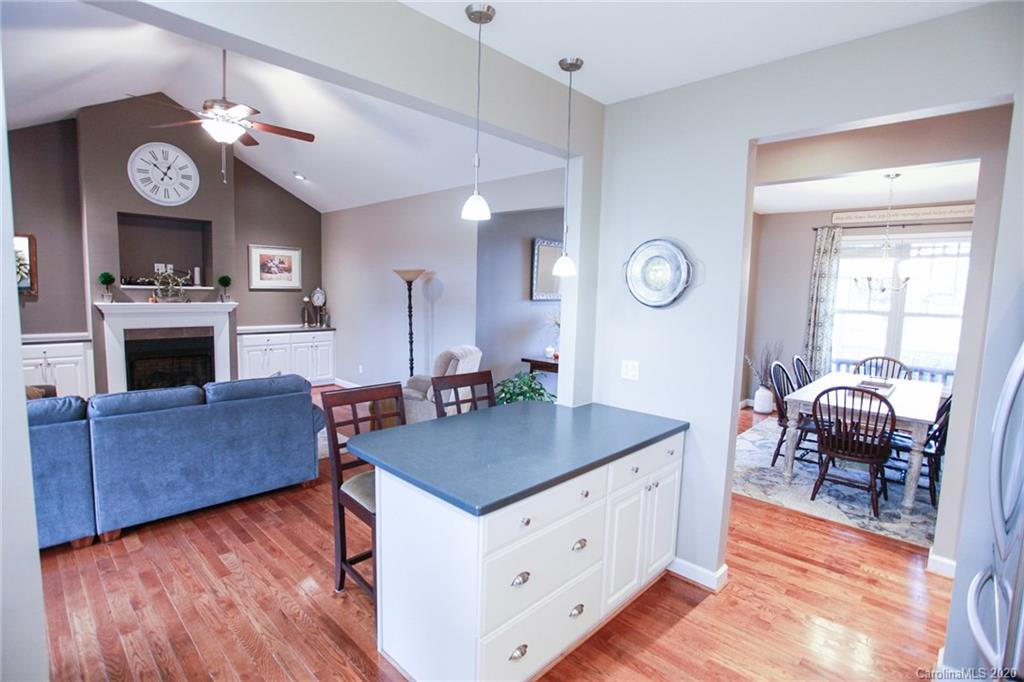 685 Bryson Road Candler, NC 28715 - Photo 12 of 41 Gallery Image 12