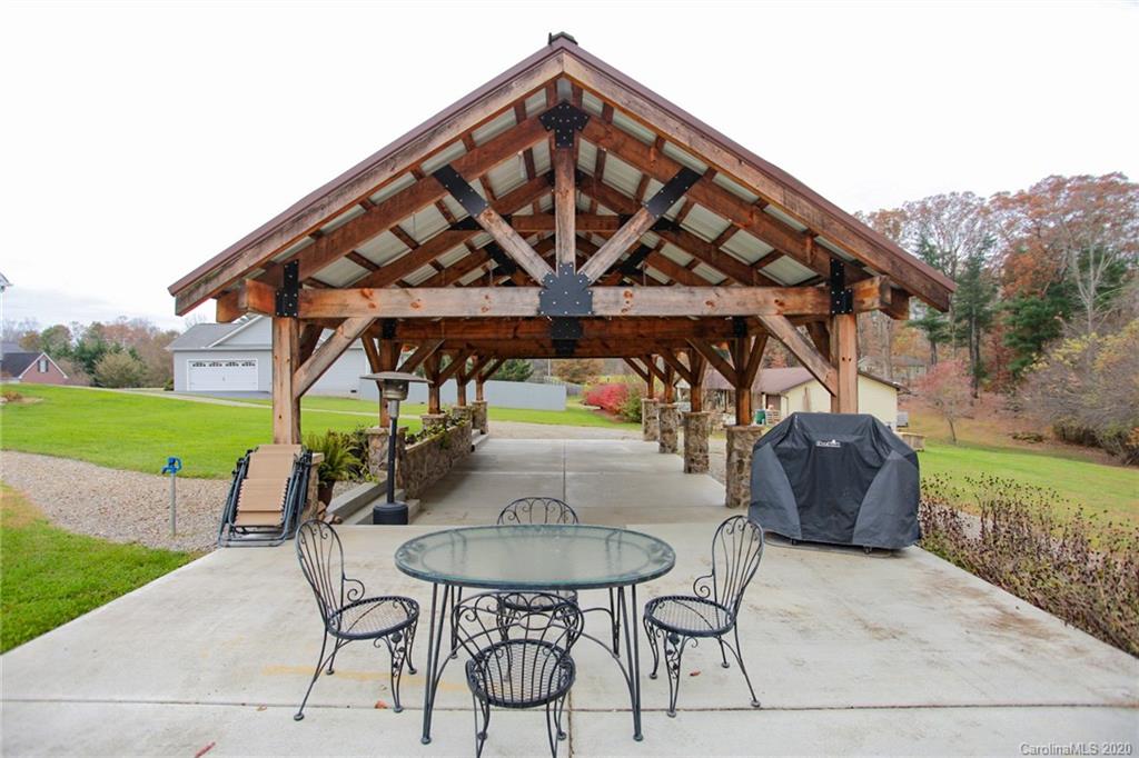 685 Bryson Road Candler, NC 28715 - Photo 33 of 41 Gallery Image 33